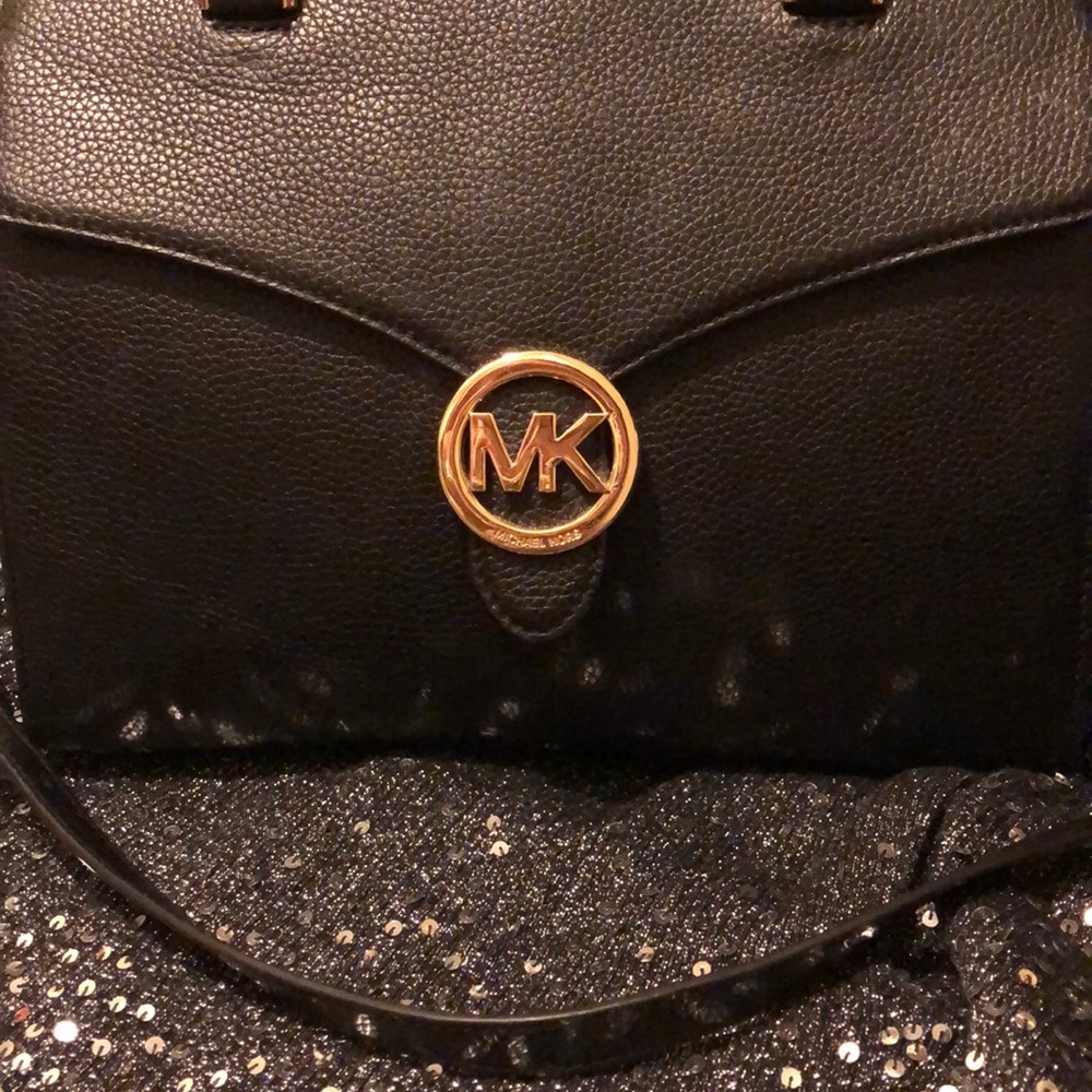 Michael kors Bag - Picture 3 of 8